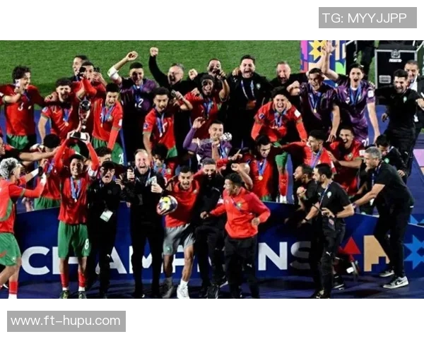 冠军豪门跌落神坛，最强球星不甘心小球市，他渴望更大更强球队