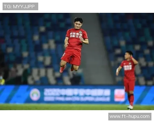 前国脚黄紫昌登场，常州队客场艰难取一分